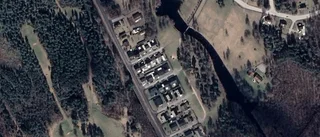 20-åring ny ägare till kedjehus i Gullringen - 375 000 kronor blev priset