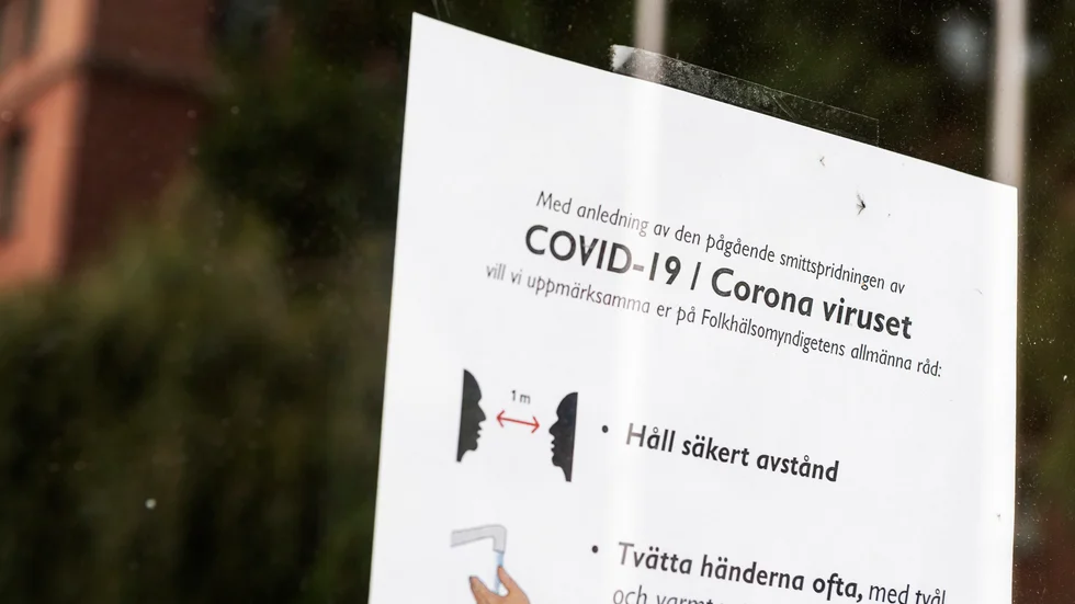 Var en medmänniska och följ rekommendationerna som finns, uppmanar skribenten.