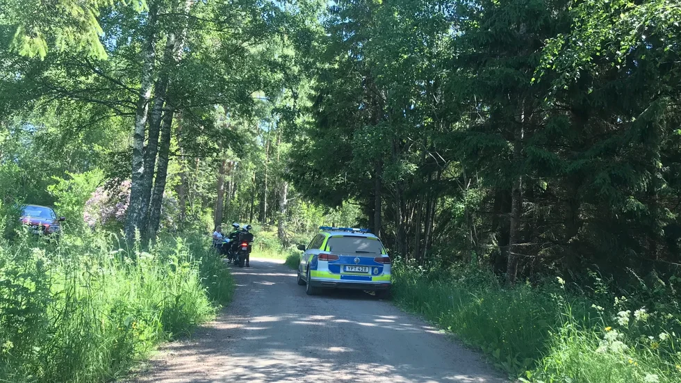 Polisen har sökt med bland annat fotpatruller, hundekipage, MC och per bil, efter försvunna Ann-Margret. 