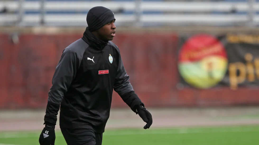 Det blev bara ett framträdande för Lesly de Sa i AFC innan han nu lämnar klubben.