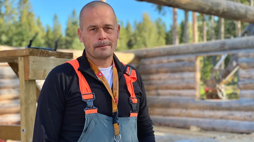 Campingägaren och företagaren Thomas Burman bjöd in till arbetsläger för att fira 50-årsdagen.
