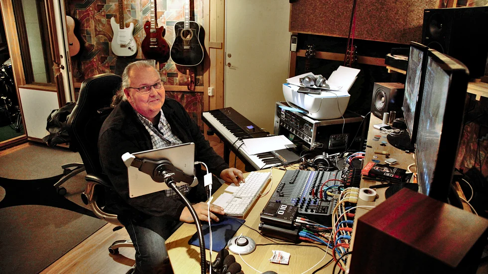 Musikern och producenten Anders Nordh driver musikstudion Måsen i Hemse. Efter ett intensivt 70-tal har han sedan några år hittat tillbaka till musiken.