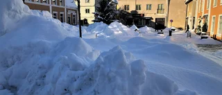 Ber medborgarna om tålamod med snön: "Lite extremt"