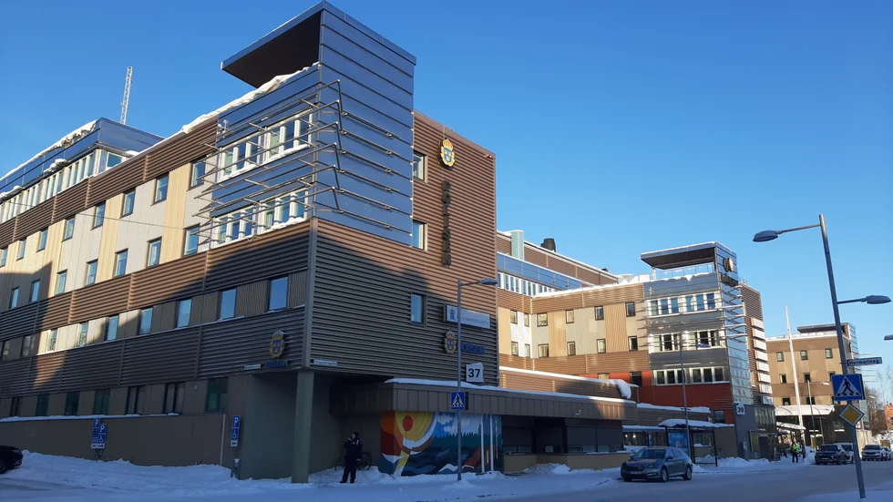 Lejonet, eller rättscentrum, kan komma att byggas ut på baksidan med mer kontor. Det är vad fastighetsägaren Specialfastigheter vill. 