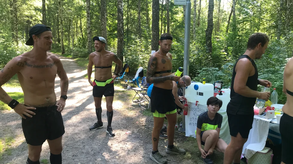 Staffan Linnå och hans kompisar planerar en ny ultralöpning i Motalamiljö. Efter Bondebacka och Fålehagen ska det nu springas i Råssnäs, ett dygn 3-4 juni.