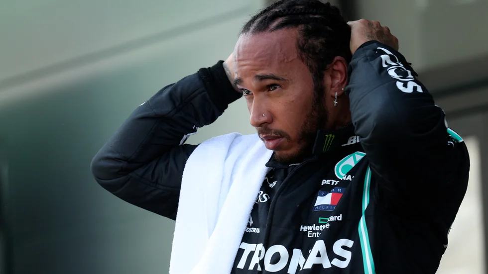 Lewis Hamilton startar längst fram i Spanien på söndagen.