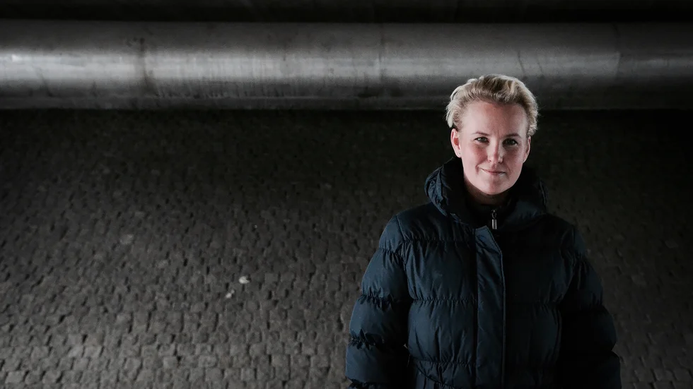 "För det första gäller det att inta rätt digital position så att man skapar ögonkontakt", tipsar Anna Ricknell.
