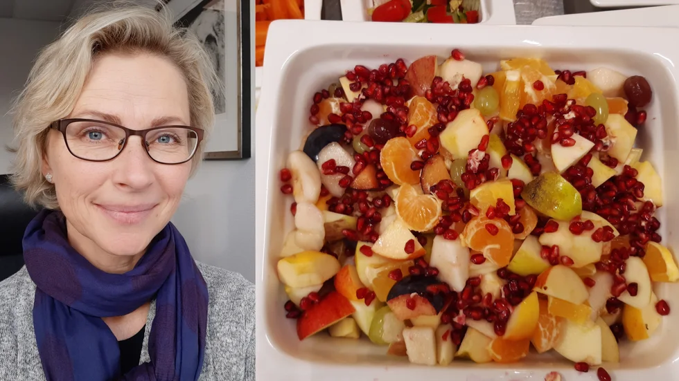 Annika Unt, projektledare på kommunens måltidsservice, anser att god och grön mat inte är motsatser. Ett exempel är fruktsallad som kommunens skolor gör på kasserad frukt från livsmedelsaffärer.