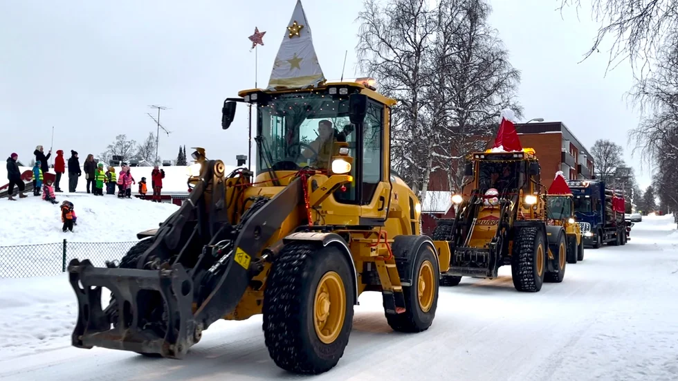 Eleverna klädde som vanligt traktorer och lastbilar till tomtar och stjärngossar.