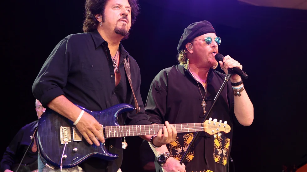 Steve Lukather och Joseph Williams i Toto. Arkivbild.
