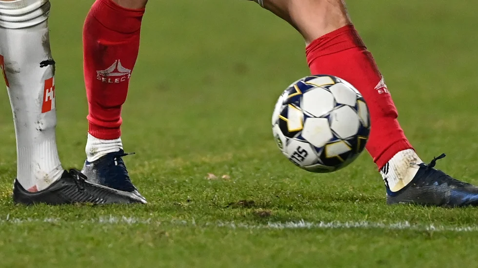Inom fotboll har det förekommit matchfixning. Arkivbild.