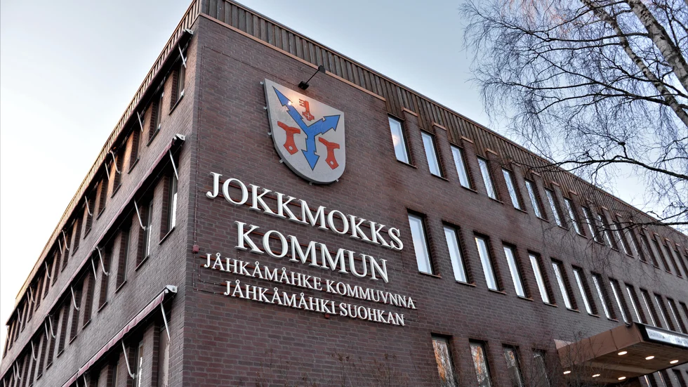 På måndag kommer det att hetta till i kommunhuset i Jokkmokk när det första kommunstyrelsesammanträdet efter sommaren äger rum.