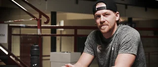 Lindholm skickad till AHL – kan plockas av andra lag