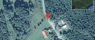 Lastbil stillastående på väg 570 - vägen är helt avstängd