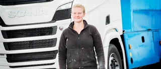Julia ger lastbilar nytt liv: "Det roligaste är att det blir så fint efteråt"