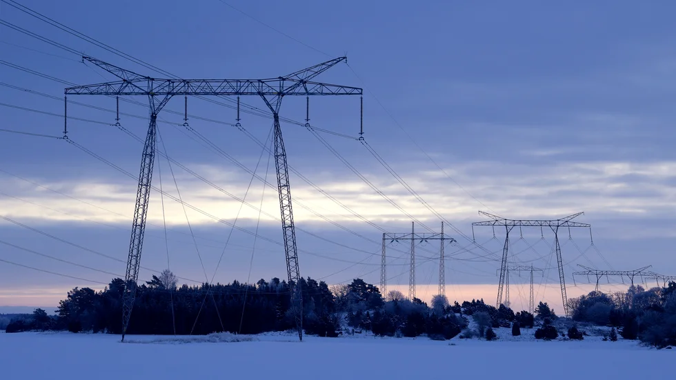 Riksdagen har en särskild debatt om den svenska elförsörjningen i en tid när elbehovet ökar men kapaciteten att leda el framförallt från norra Sverige brister. Arkivbild.