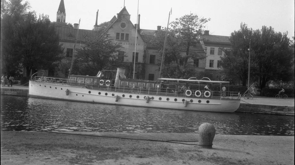 5 juni 1950. Båten Stella Marina i Motala hamn.