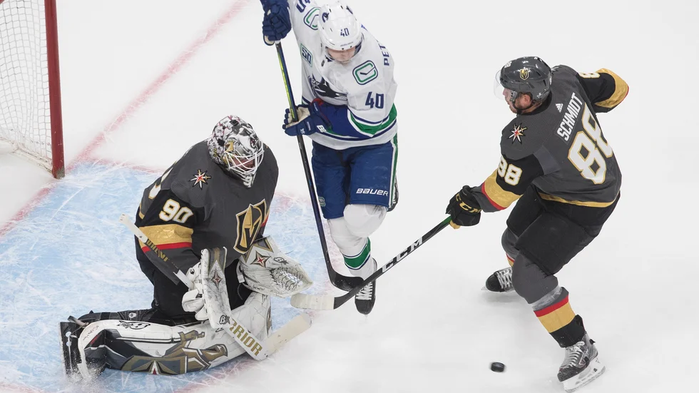 Mötet mellan Vegas och Vancouver är en av två matcher som enligt uppgifter ställs in under torsdagen. Arkivbild.
