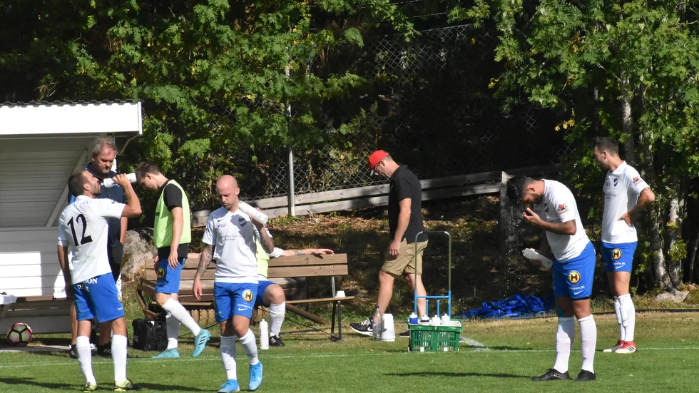 Det var många tunga huvuden efter IFK Tunas hemmaförlust mot Hvetlanda.