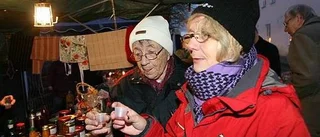 Paltbröd och kalvost på julmarknad