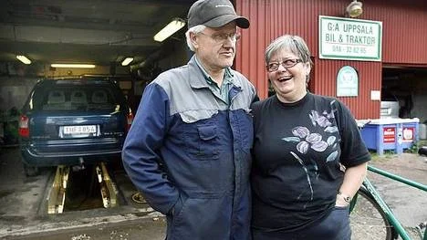 Affe Engström har lagat motorerna och hustrun Berit har ansvarat för bokföringen.