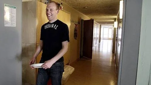 Jonas Pettersson bor i studentkorridor.