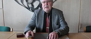 Satsar på torpet och trav efter politiken