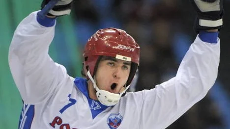 Sergej Lomanov Jr kommer hem till Studenternas på tisdag.