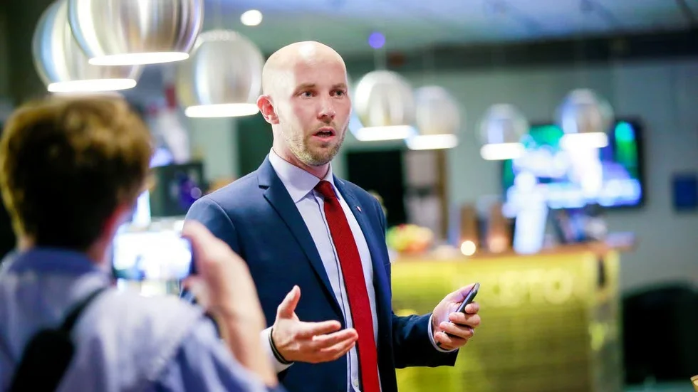 Ett av Socialdemokraternas krav för att ingå i en ny kommunledning är att Claes Nordmark ska bli kommunstyrelsens ordförande.