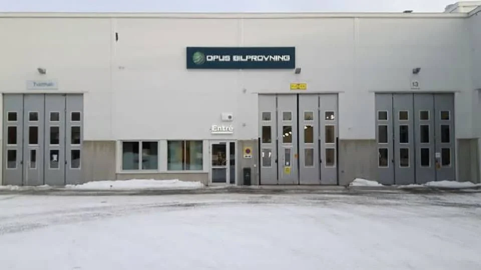 Här öppnar den nya bilprovningen i Luleå.
