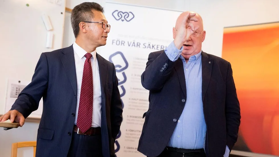 Martin Pei (SSAB) och Bo Krogvig (LKAB) visade upp Hybrit för politiker från EU-parlamentet i februari 2019.