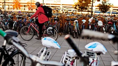 Cyklar vid stationen