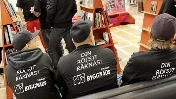 Byggnadsarbetareförbundet Uppland förtidsröstar på Stadsbiblioteket 2010.