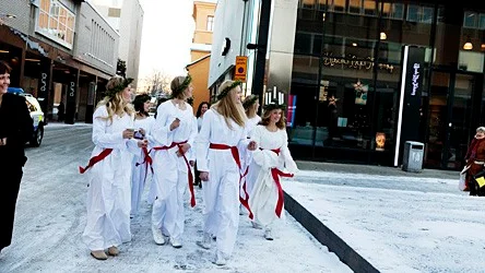 Dragarbrunnstorg på söndagseftermiddagen.