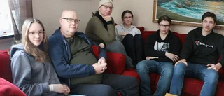 Efter skolnedläggningen – familjen väljer att flytta: ”Påverkar både barnens framtid och mitt jobb”