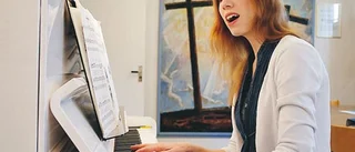 Med sång och musik som arbete