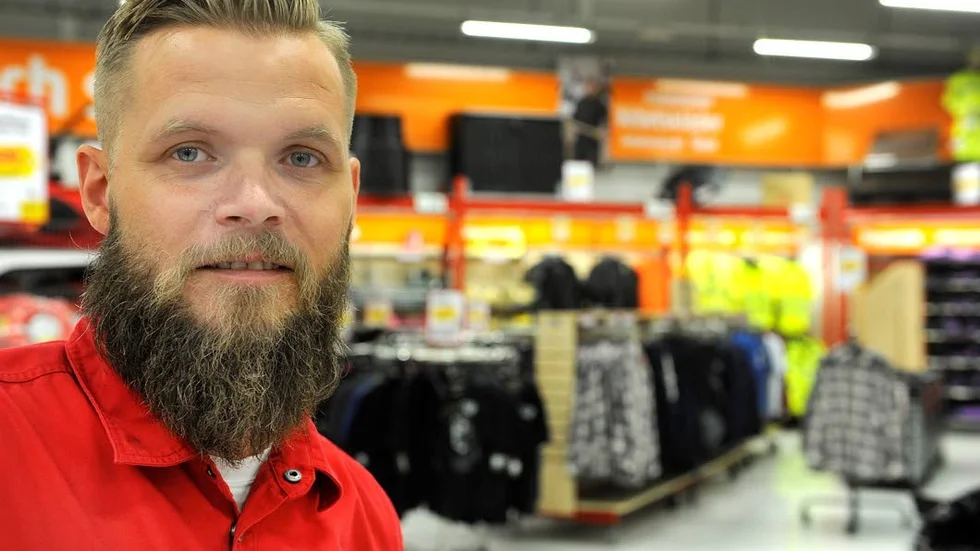 Jula. Christian Karlsson upplever att det är mer kunder i sommar.