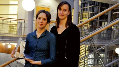 Katri Frankenstein och Loviisa Lundberg söker kvinnor med förlossningsdepression som på sikt ska kunna utveckla vården.