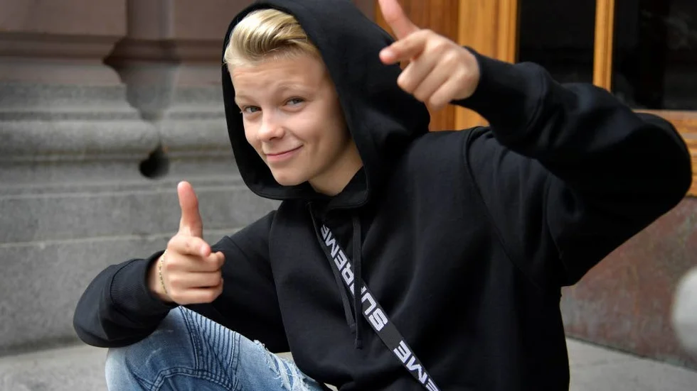 Theoz kommer till Bålsta till Håbo festdag.