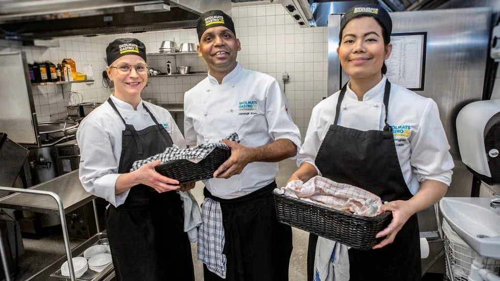SM i Skolmat. Från vänster: Sofia Treekrem-Runge, Jahangir Alam och Patti Uddén.