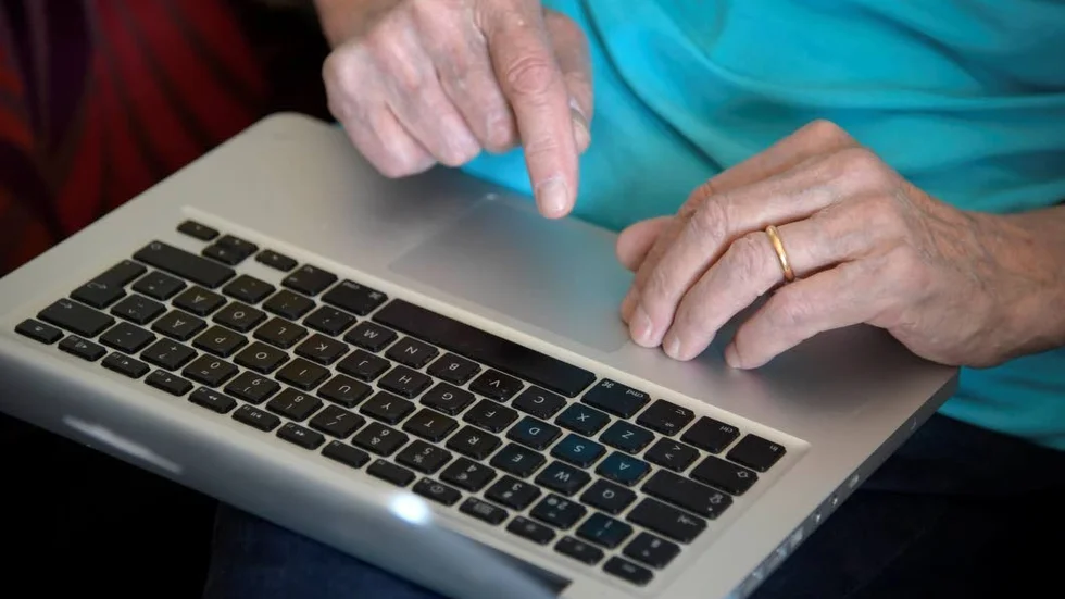 Få lön och pension samtidigt. Bertil Tornberg har receptet för en bra start på livet som pensionär.