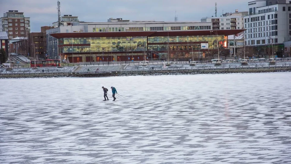 Norra hamn. "Precis som i Södra hamn, en fin kombination av friluftsliv i stadsmiljö."