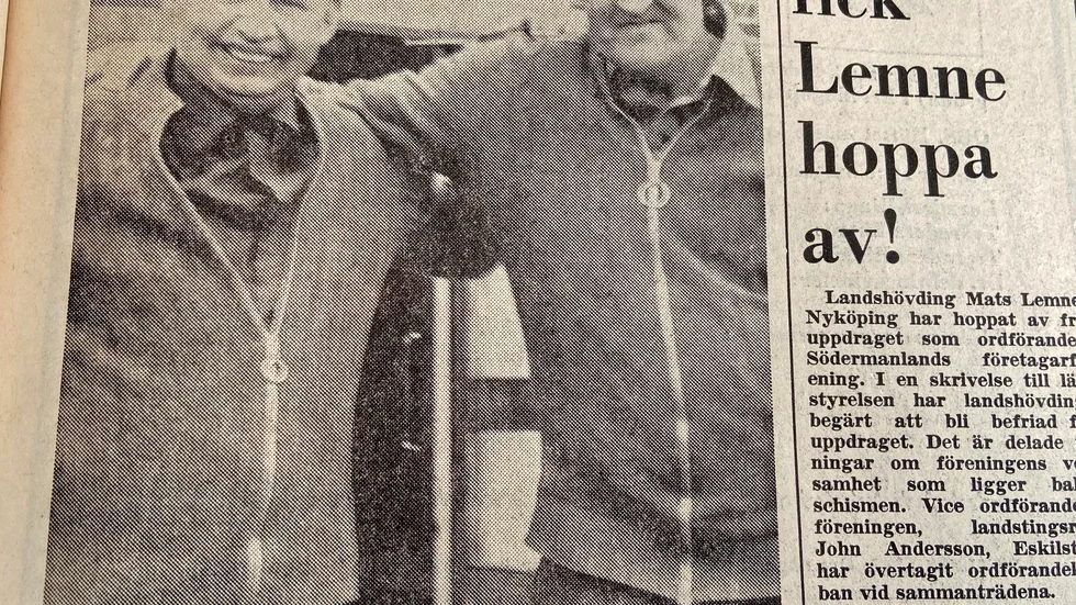 Gösta "Snoddas" Nordgren uppvaktade Nils "Snoddas" Karlsson i Flen på hans 50-årsdag i mars 1972.