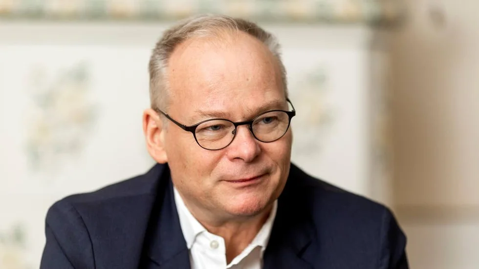 Tommy Möller är professor i statsvetenskap vid Stockholms universitet. "Jag tycker det är fantastiskt roligt att undervisa, och att det bara bli roligare med åren" säger han.