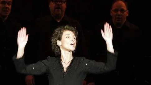 Cecilia Rydinger Alin slutar som drigent för Allmänna sången i och med helgens julkonsert.