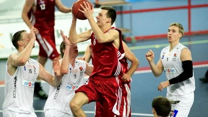 basket Uppsala basket - Borås, Uppsala nr 8 Anton Gaddefors