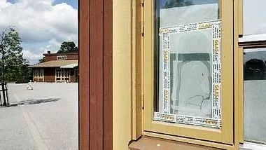 Nåntunaskolans fönster krossades nyligen.