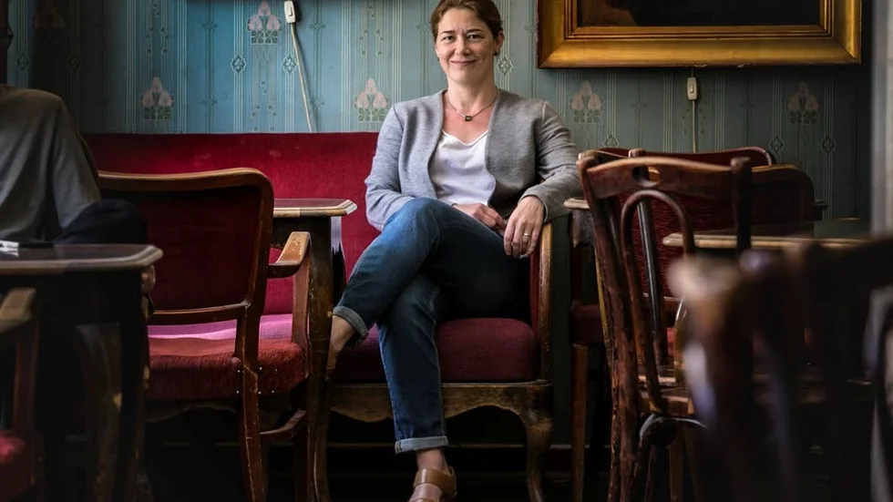 "Länge visste jag inte exakt när Frances var född, och det kändes ganska viktigt att veta. När jag till sist hittade hennes födelseår dansade och jublade jag", säger Johanna Luthman.