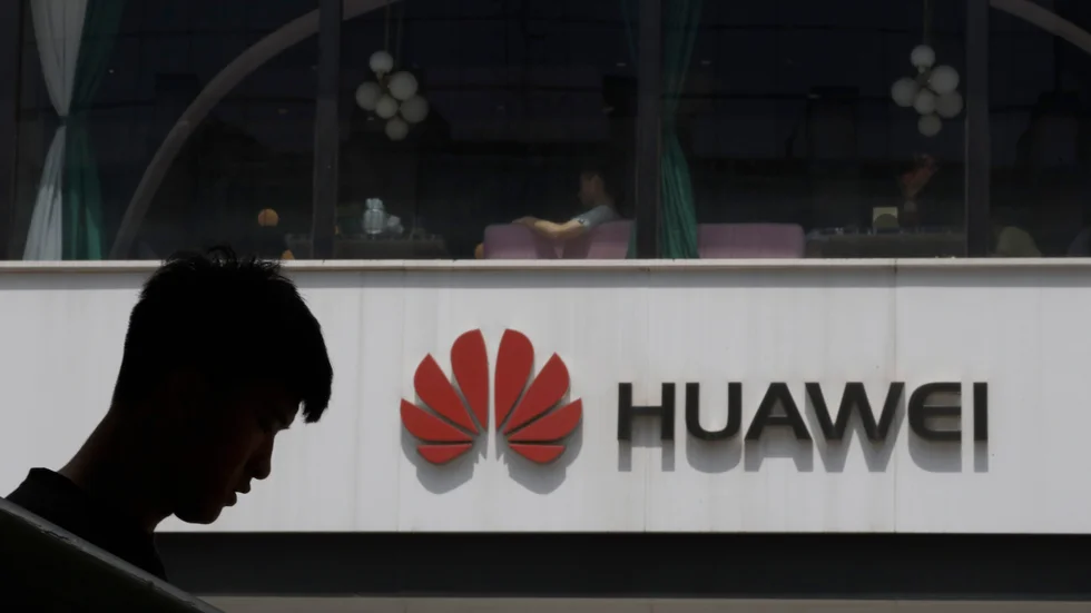 Vinsten ökar kraftigt för Huawei trots bakslag för försäljningen 2021. Arkivbild
