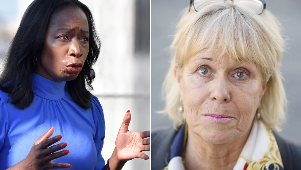 Ewa Callhammar (L), till höger, blev förvånad över Nyamko Sabunis avgång. 